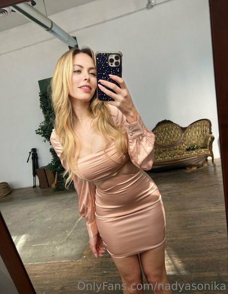 美しいロシアのOnlyFans ポルノ 画像