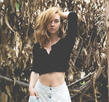 ブロンドヨガOnlyFans 無料xxx 写真