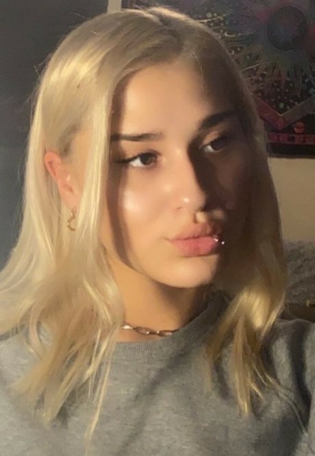 Snixxxxx ポルノスター ベスト 写真