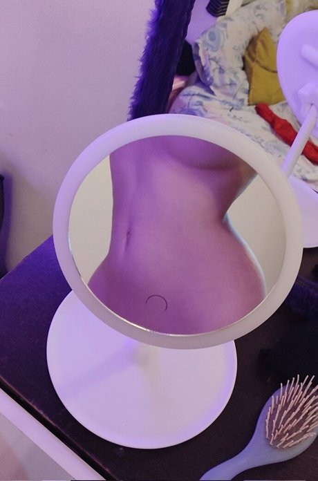 Yasmin Moore セクシーなポルノスター 画像