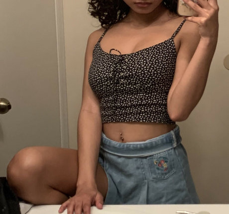 Sanriobug ポルノスター アダルト 画像