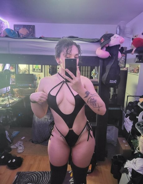 スターティーンオンリーファンズ パーフェクト 写真