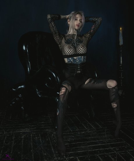 美しいロシアのOnlyFans アートxxx 画像