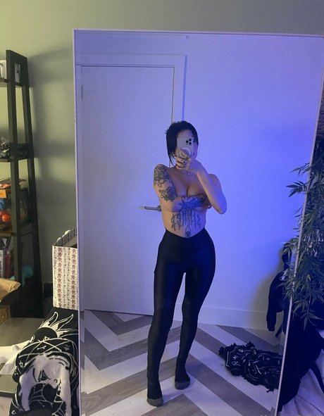 ブルネットのPOV OnlyFans ホットxxx ギャラリー