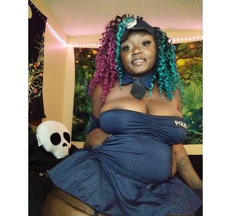 girlyvixxxen セックスモデル ギャラリー