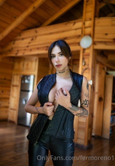 双子の姉妹OnlyFans アダルト 画像