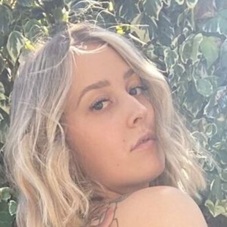 Amea May セクシーなスター 写真