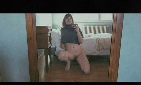 Claire Moulin ヌードモデル 画像