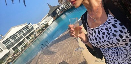 dommy nika 高品質モデル 画像