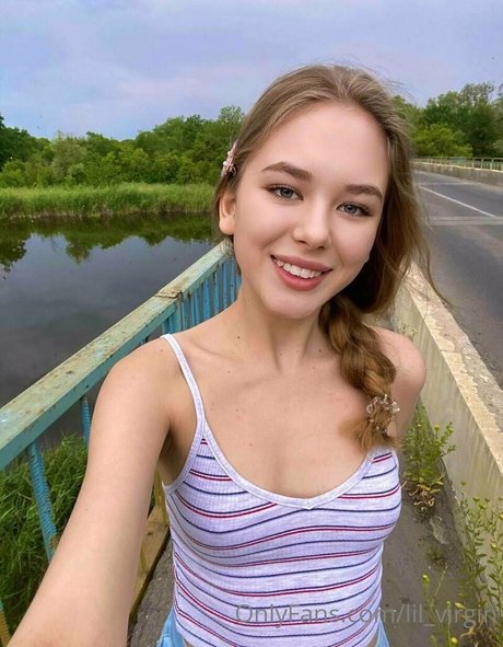 美しいアジアのOnlyFans アートxxx 写真