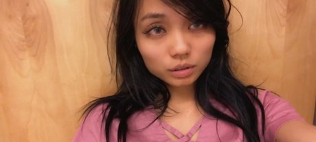 icanbeurnuocmami セクシーなポルノスター ギャラリー