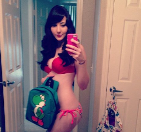 Jessica Trollinger セックスポルノスター 写真