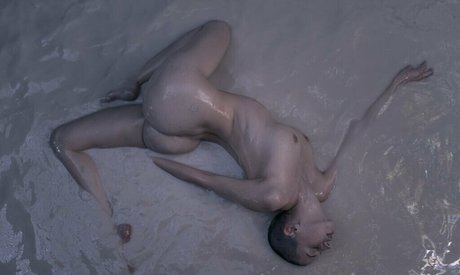 エボニートランスオンリーファンズ セクシー 写真