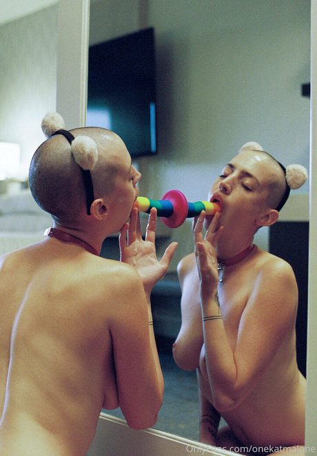 毛深いBBW OnlyFans ポルノ 写真