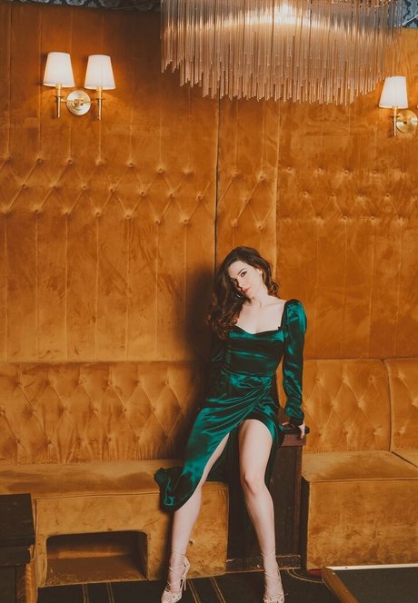 手袋onlyfans ポルノ 画像