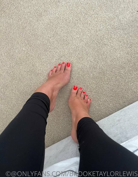 Brooketaylorlewis エロティックなモデル アーカイブ