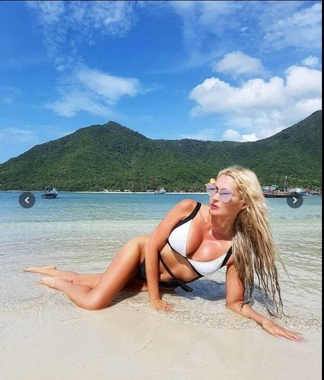 Tatiana Laurens xxxモデル 写真