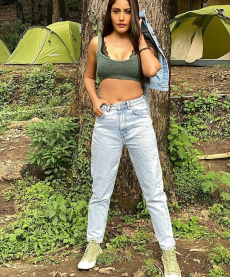 小柄なブロンドの熟女OnlyFans 無料ポルノ 画像