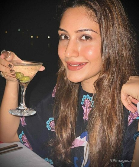 熟女 BBC OnlyFans セクシー裸 画像