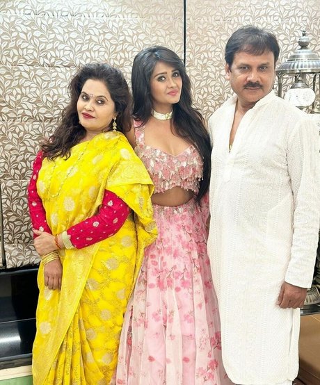 Kanchi Singh ヌードのポルノスター 写真