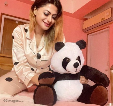 Suhaani Laskar 完璧なポルノスター 画像