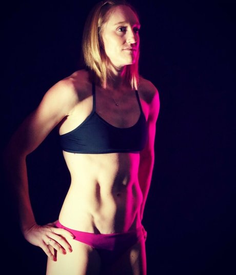 Emily Day 最高のモデル 写真