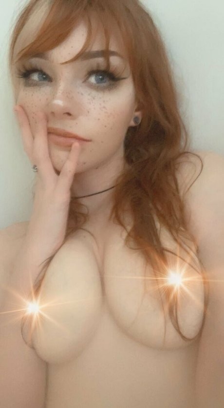 Eevee Nicole Davis エロティック女優 ギャラリー