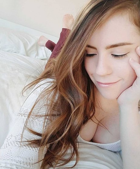 Niniskya トップ女優 写真