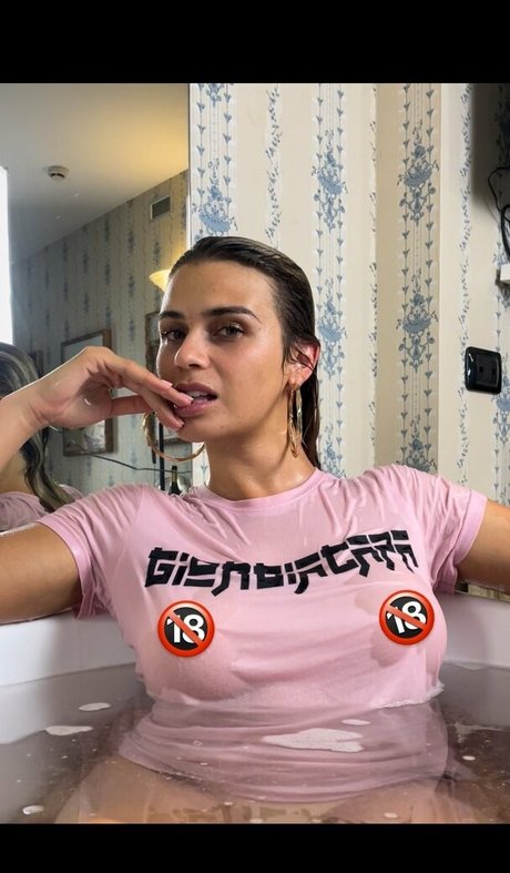 Giorgia Capa アダルトスター 画像