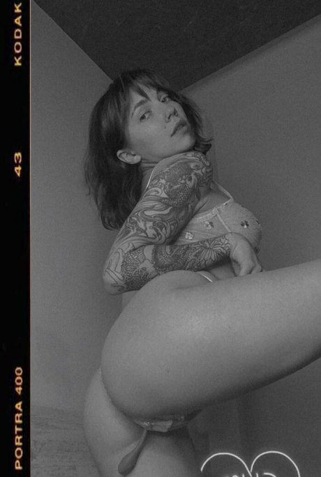 Lerahon ヌードモデル 写真