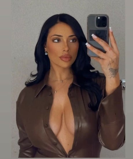 Gabriella Firek ヌードモデル ギャラリー