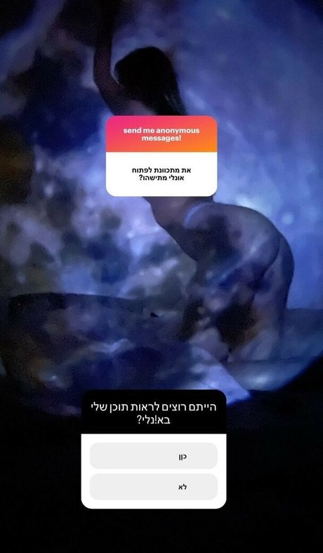 EllaMooncak xxxポルノスター 写真