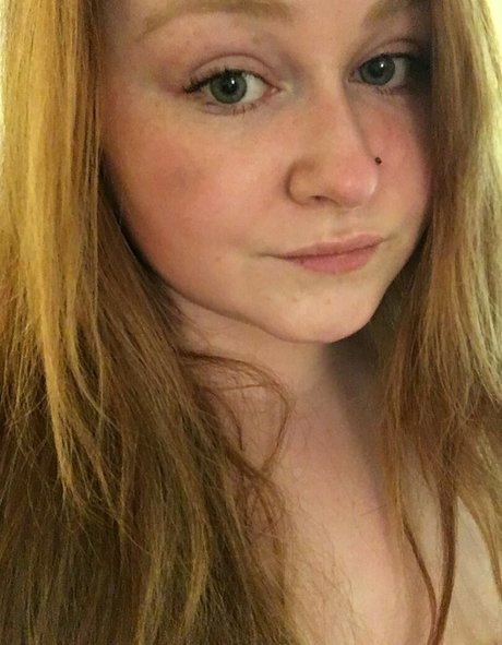 トゥワークオンリーファン 無料 写真