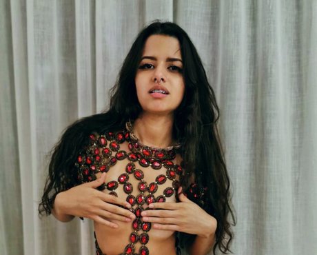 Rafaela Cavalcante セックスポルノスター アーカイブ