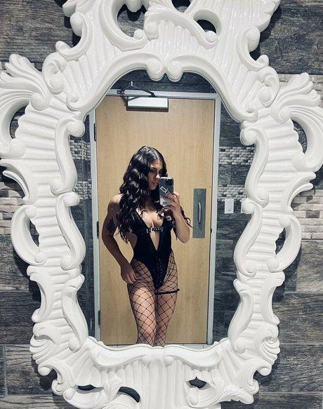 Sloane Nash ヌードモデル 写真