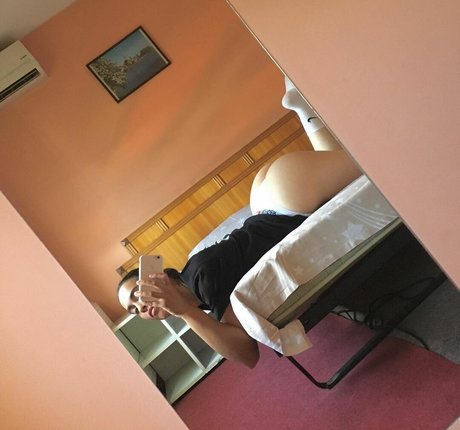 Ivana S_ top profile image