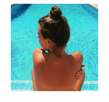 Laura Wontorra スター ヌード 写真