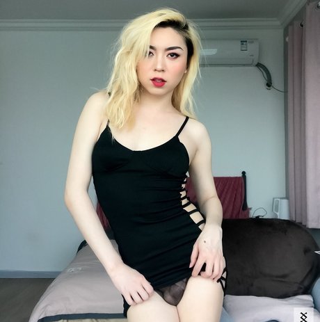 アジア人フィンドムOnlyFans 可愛い 画像