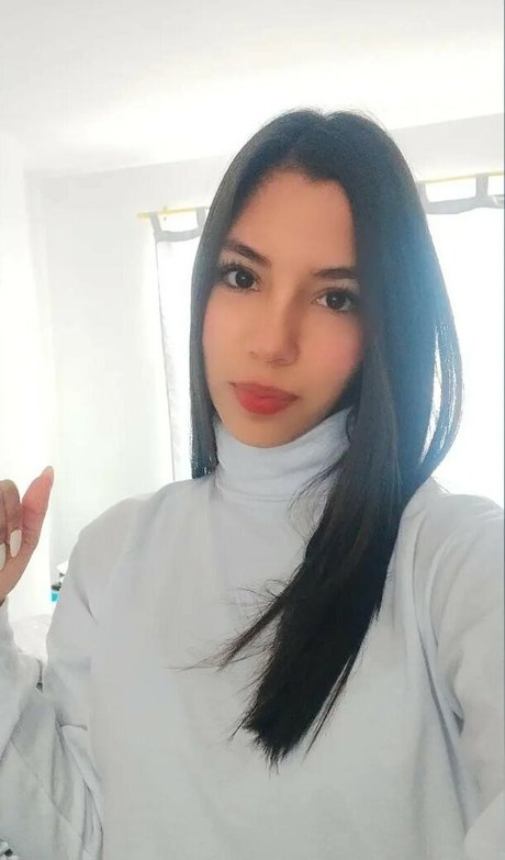 Daniela Morelyscastillo ポルノスター 画像