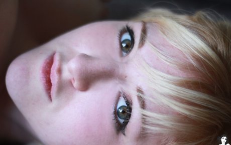 黒檀の白いチンポOnlyFans 美しい裸 ギャラリー