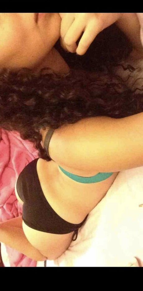 お金 OnlyFans 無料セクシー 画像