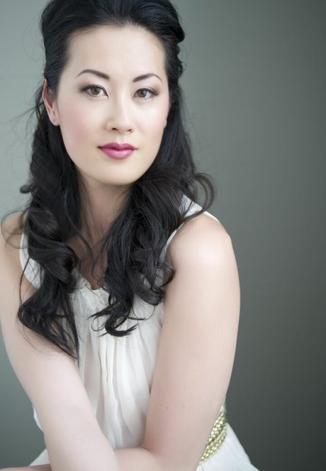 Olivia Cheng かわいいスター 写真