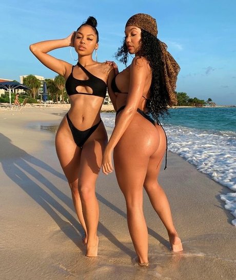 Tiona Fernan アートモデル 写真