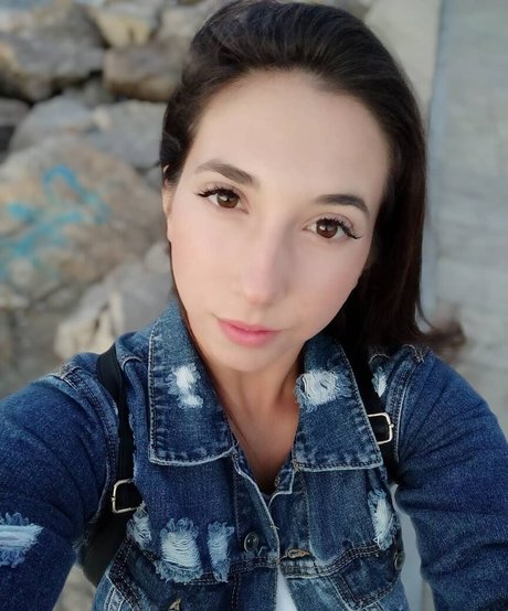 Athina Panteliou アートスター ギャラリー