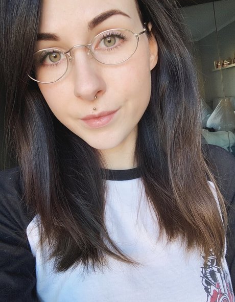 romisu 最高のモデル 写真