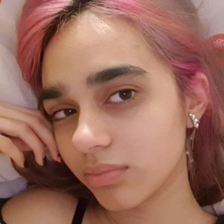 チンコを持つ女たち OnlyFans エロチック ギャラリー