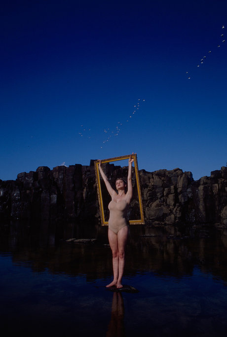 Elle Brittain スター 裸 画像