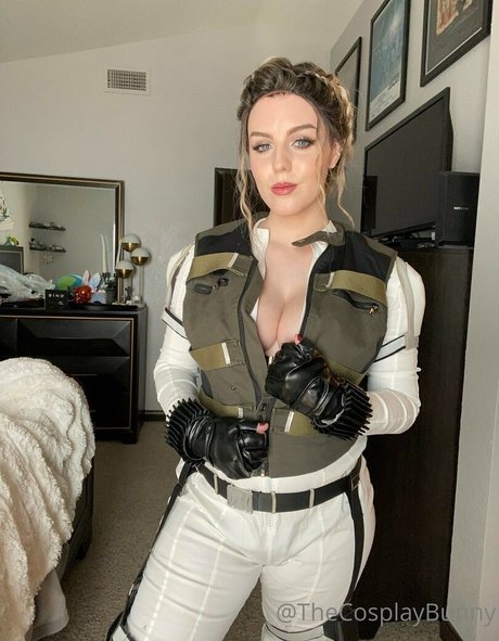 ブロンドオンリーファン 無料 ギャラリー