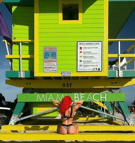 Katy Beaver 最高のモデル 写真