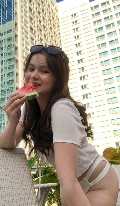 Leysisss トップ女優 写真